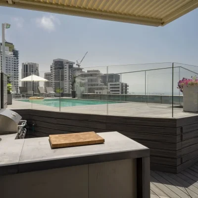 BAT YAM 11